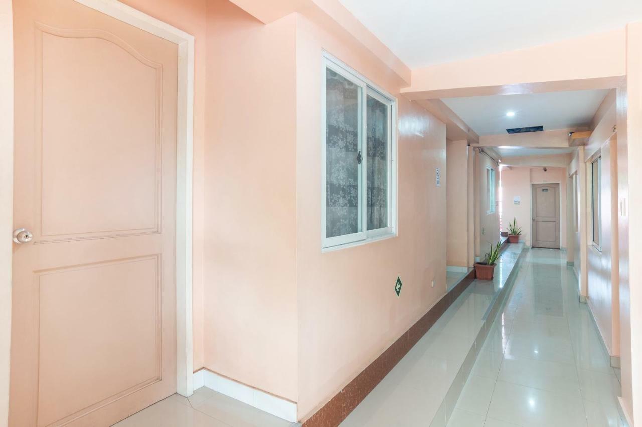 Countess Pension House Liloan エクステリア 写真